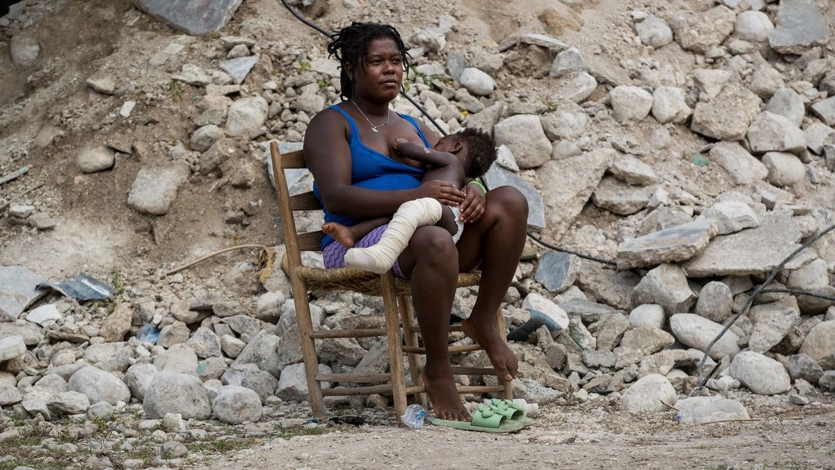 Fotky plné beznaděje: Tak to vypadá na Haiti dva týdny po zemětřesení