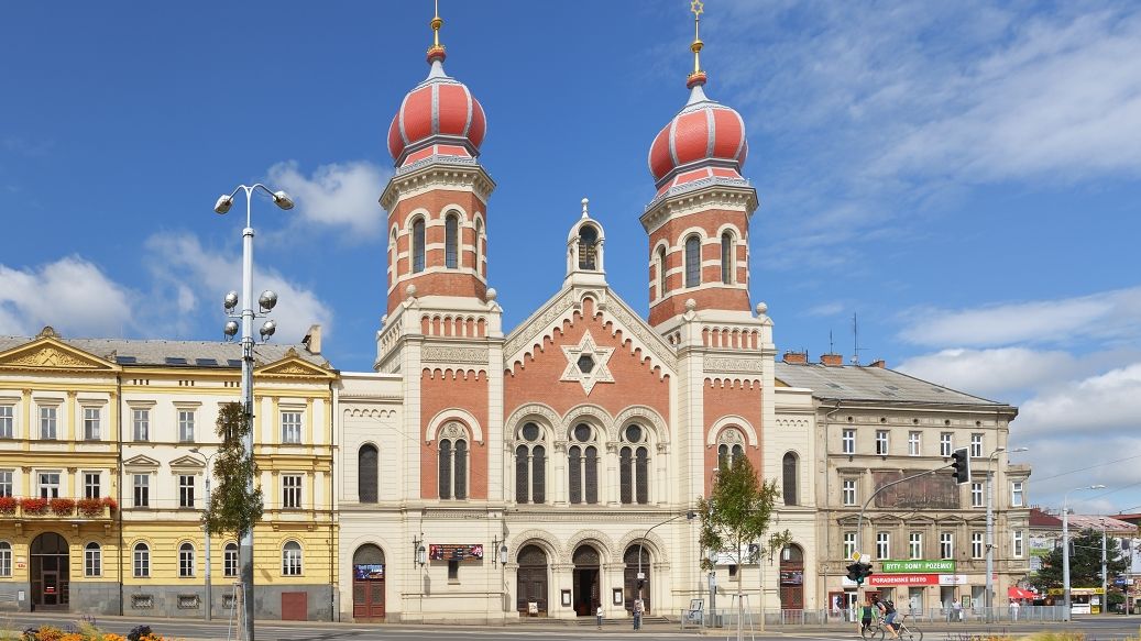 Plzeňskou synagogu zachránil před zkázou zabavený židovský majetek