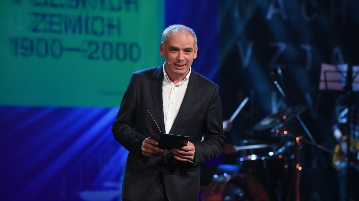Poslanci odvolali Köppla z mediální rady. Poslankyně ANO: Piráti jsou práskači