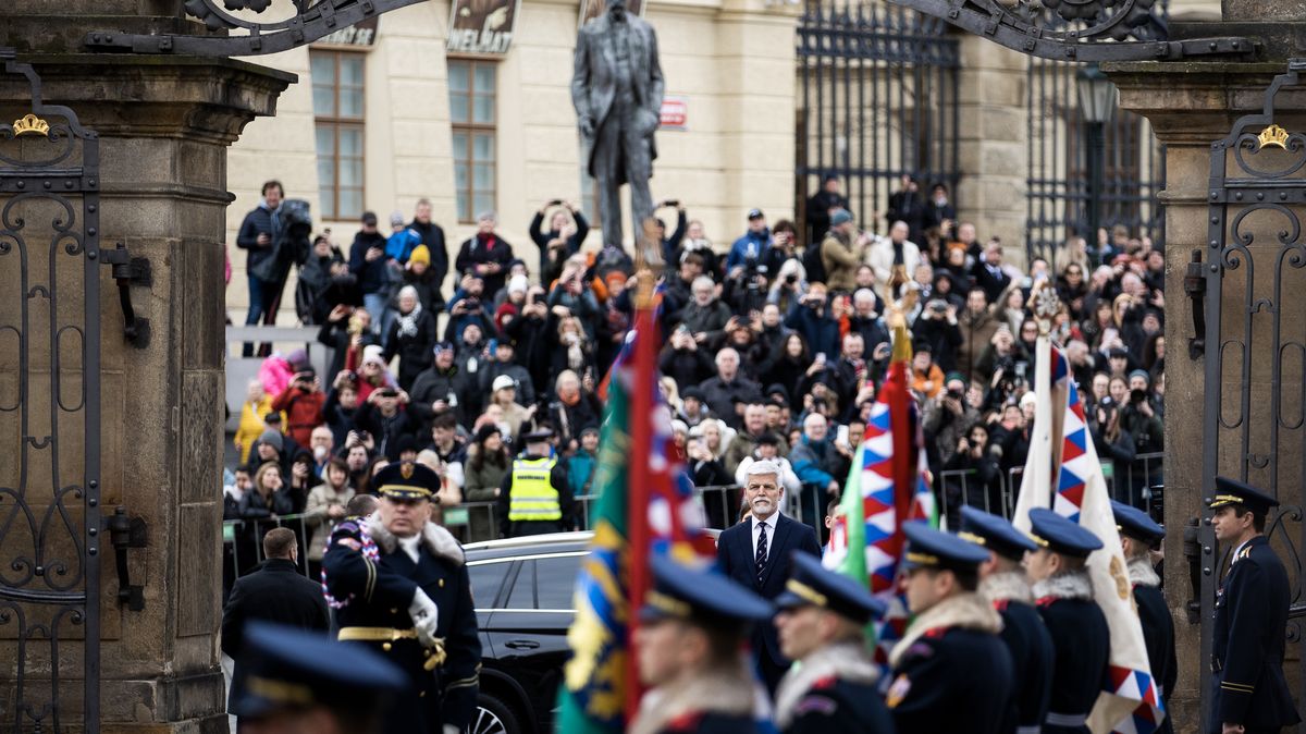 Na Hrad v sobotu jen dopoledne. Chystají se uzavírky během pohřbu Schwarzeberga