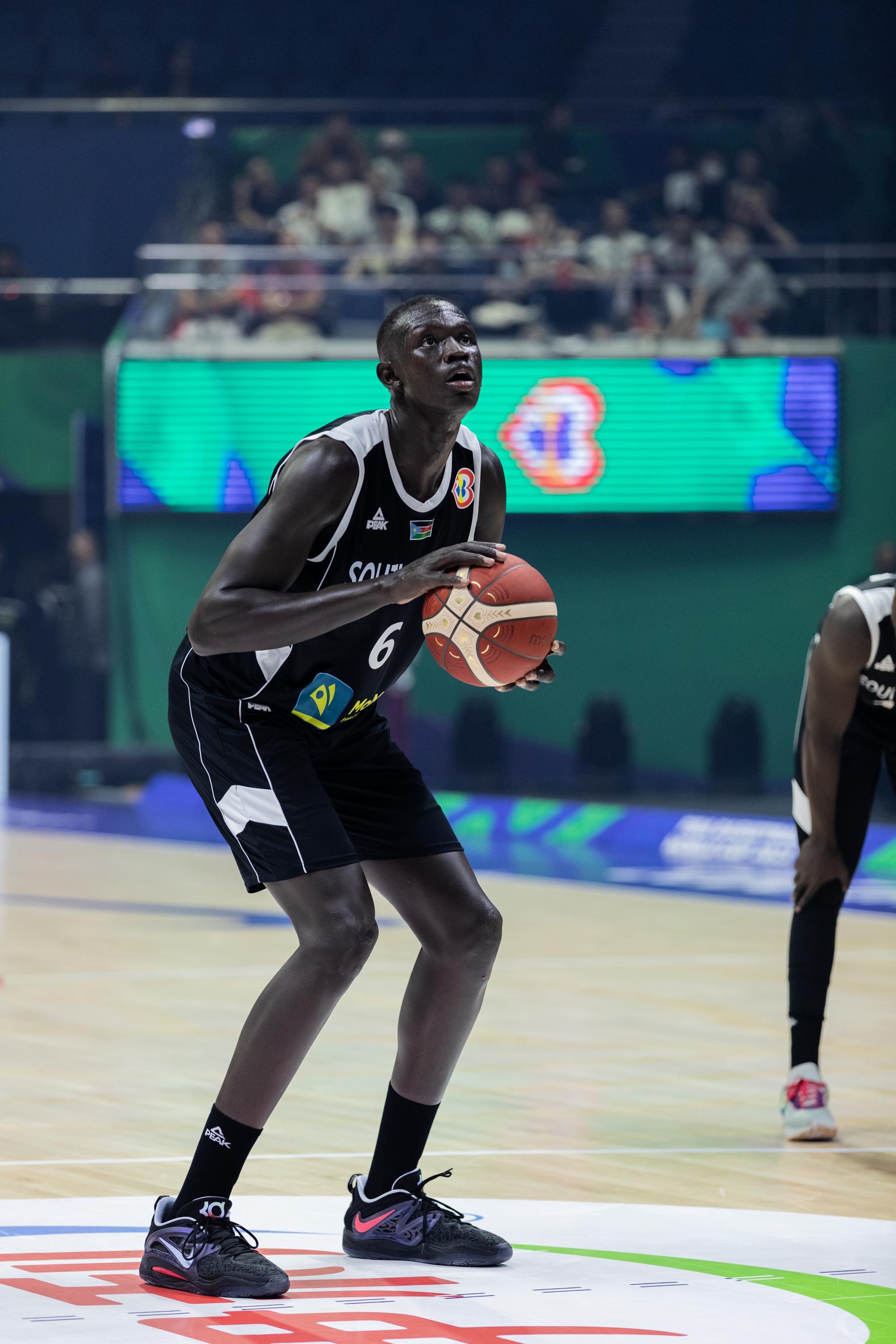 Khaman Maluach: The Rising Star Of South Sudan's Basketball World Cup ...