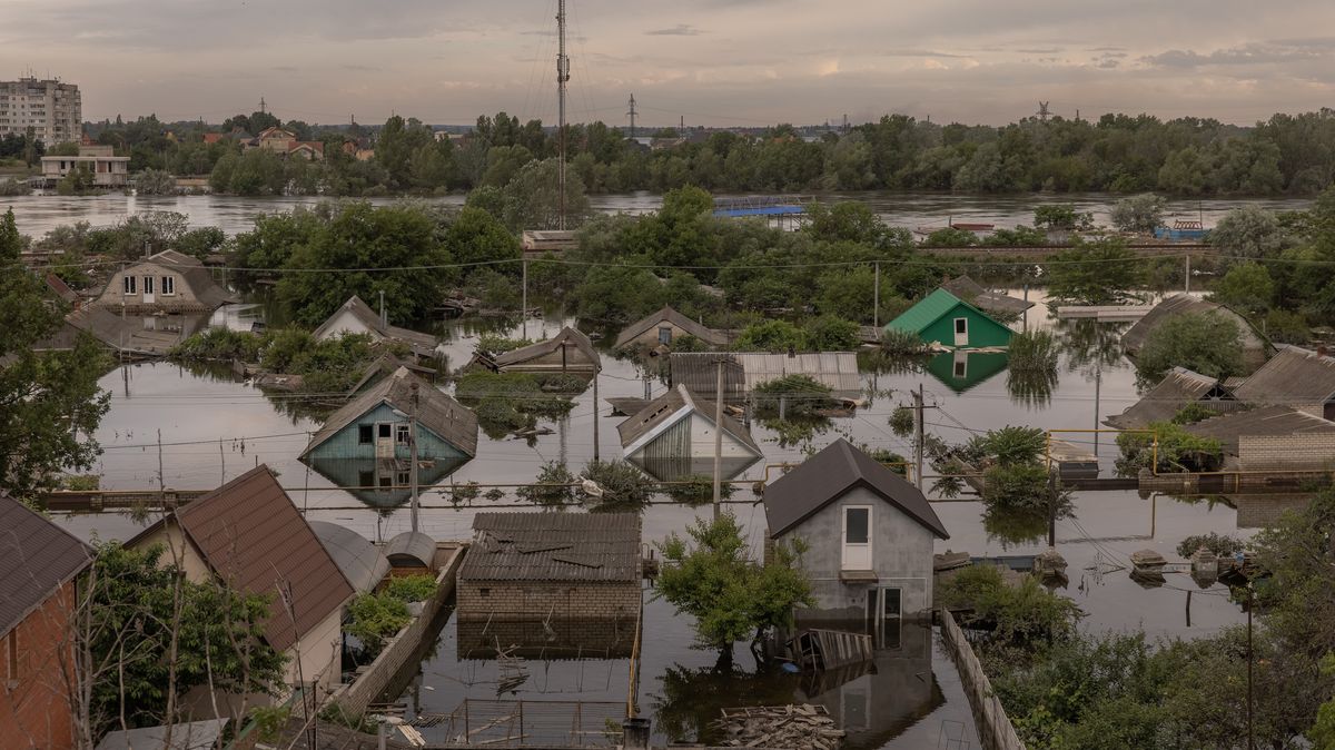 Fotky: Jak přežívají lidé v zatopených oblastech