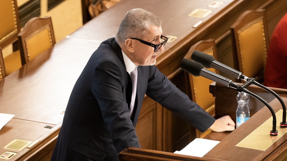 „To máme v programu, Alenko?“ Babiš bojoval za vládu, sám se ale podivoval