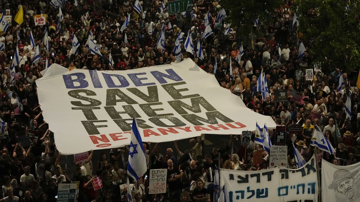 Netanjahu je pod silným tlakem, aby přijal Bidenův plán na příměří v Gaze