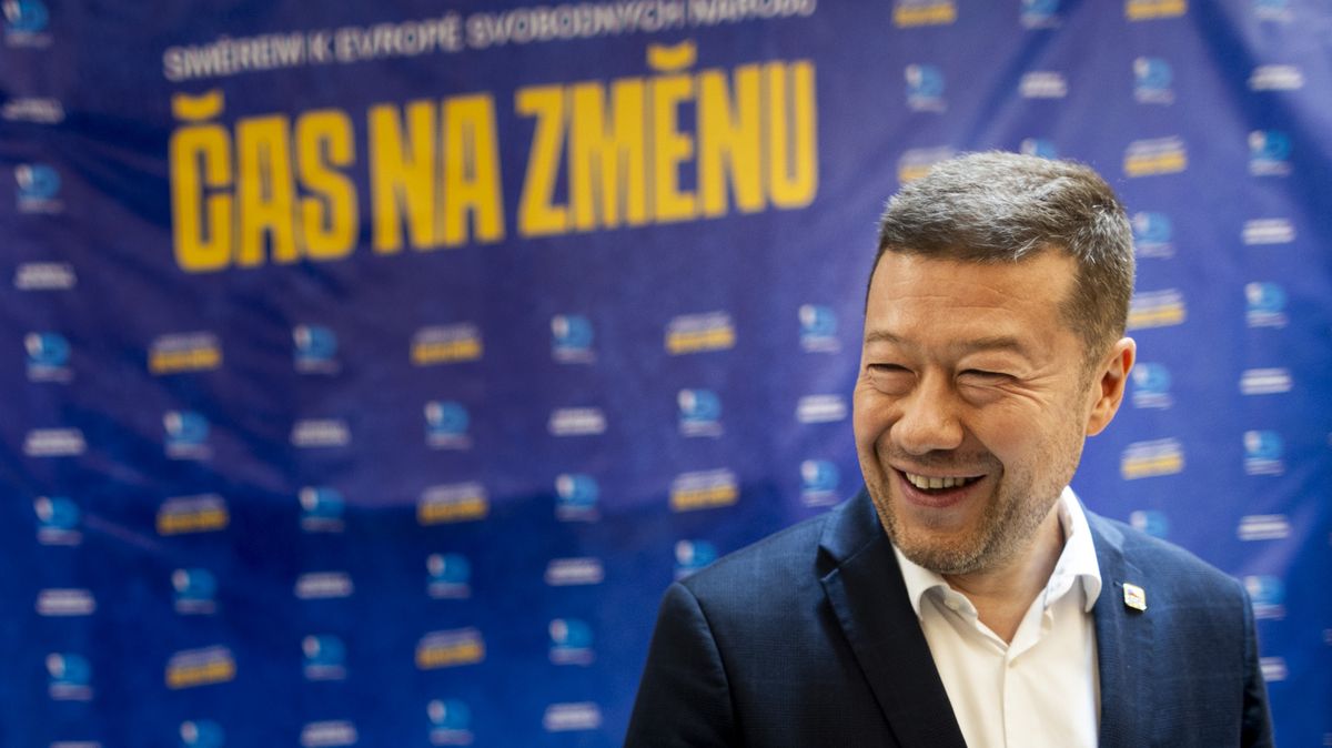 Glosa: SPD klesla ještě hlouběji. Nic jiného Okamurovi nezbylo