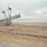 V roce 2012 začali aktivisté okupovat části Hambachského lesa a později i vesnici Lützerath, aby zabránili dalšímu rozšiřování dolu.