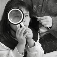 Vítězem World Press Photo za asijský kontinent se v kategorii Dlouhodobý projekt stala Wang Naigongová se sérii rodinných fotografií nazvaných Jsem stále s tebou.