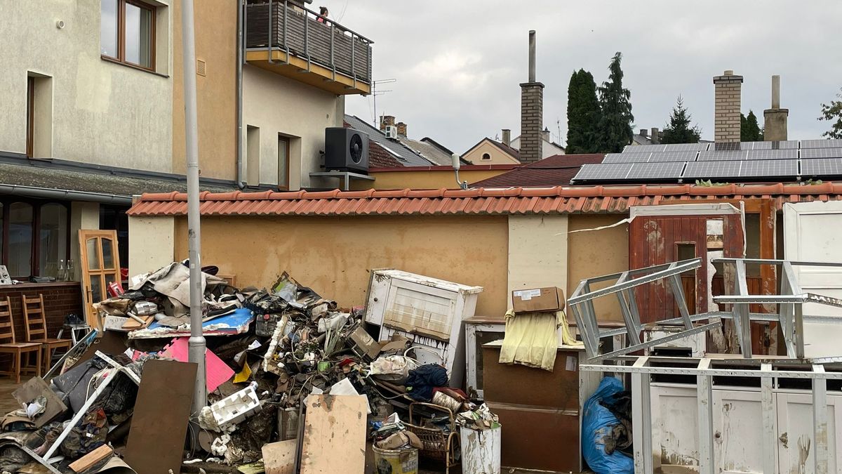 Lidem, které zasáhly povodně, banky počkají se splátkou úvěru