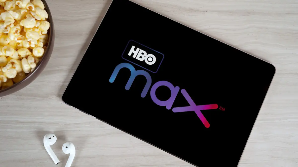 Jih Proti Severu Se Vraci Na Hbo Max S Protiotrokarskym Varovanim Seznam Zpravy