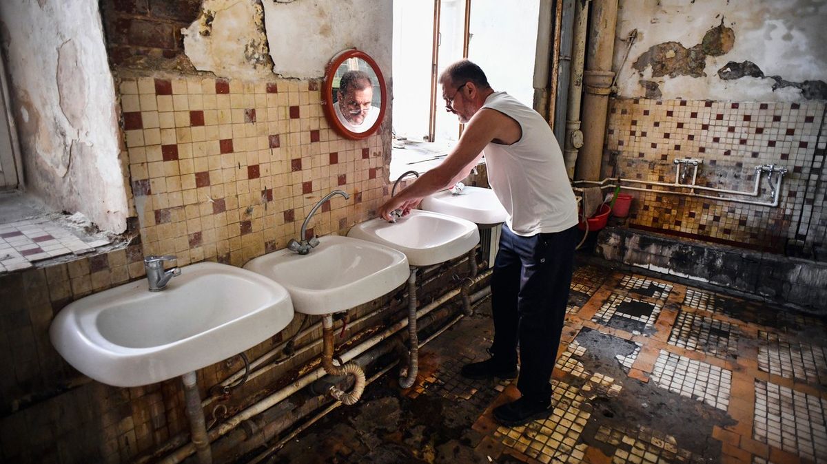 Fotky: Tak žijí chudí Rusové uvnitř rozpadajícího se dělnického ráje