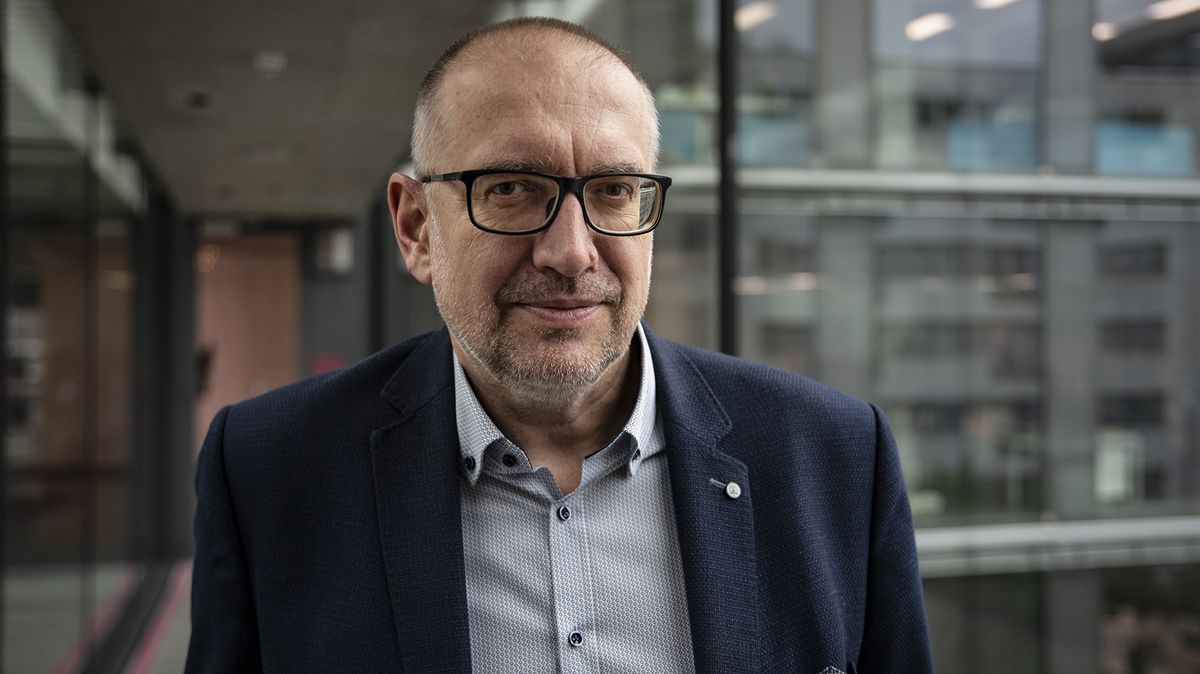 „Nepřipravené. Absolutně to nezvládl.“ Koalici dochází trpělivost s Bekem