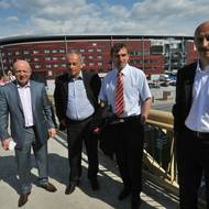 V roce 2008 se Slavia dočkala nové arény. Cipro se vyfotil s ní i s tehdejším trenérským týmem Jarolím, Řehák, Vrabec.