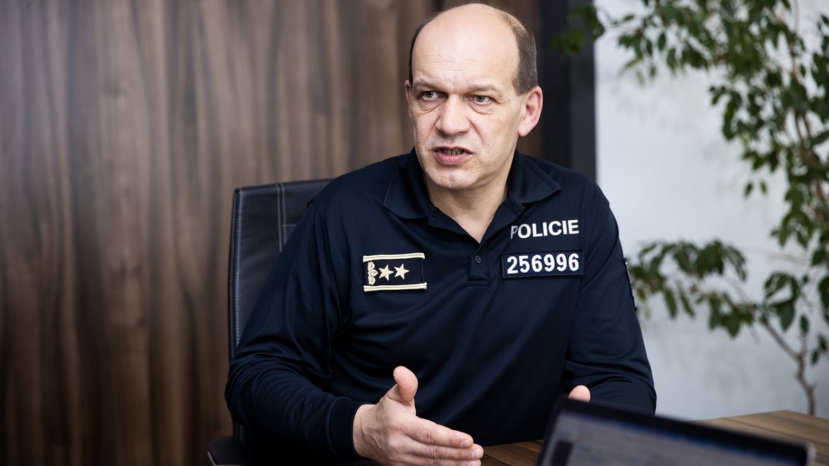 Zásah policie v Krumlově byl v pořádku, řekl Vondrášek