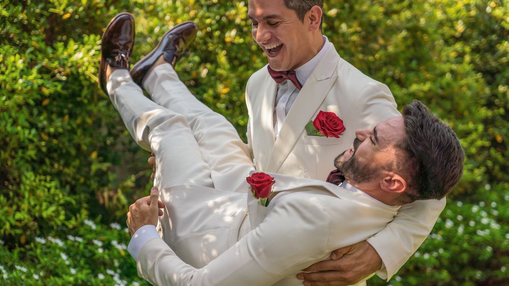 Stejnopohlavní páry budou moci uzavírat partnerství s většinou práv manželů
