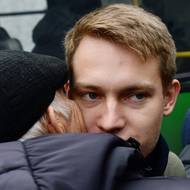 Zároveň upozorňuje, že vzhledem k nedostatku vojenských instruktorů a rychlosti zahájené mobilizace bude mnoho ruských vojáků zřejmě nasazeno na frontu s minimální příslušnou přípravou, což pravděpodobně povede k vysokým ztrátám.