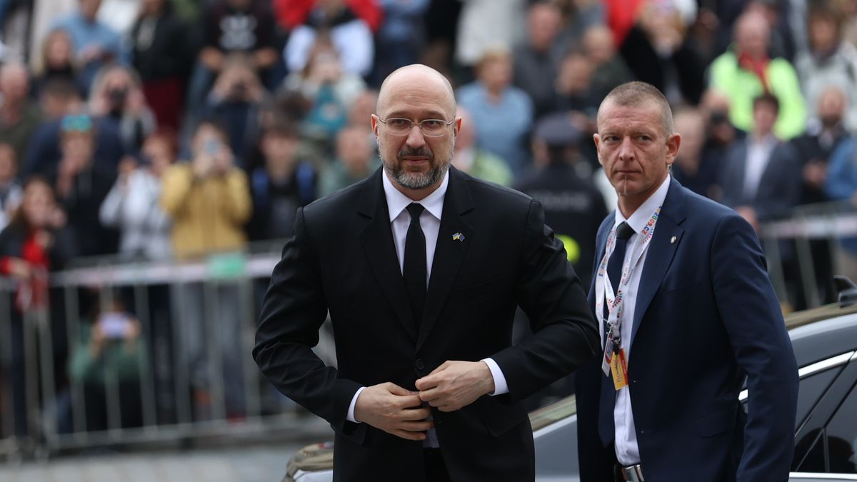 Ukrajinská média spekulují o obměně vlády, Šmyhala má nahradit Svyrydenková