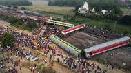 Foto: Nejtragičtější vlaková nehoda století v Indii