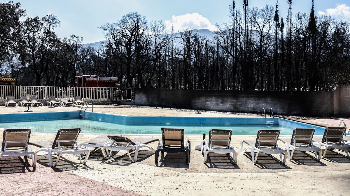 Fotky: Ničivý požár v Pyrenejích, při boji s plameny se zranilo 20 hasičů