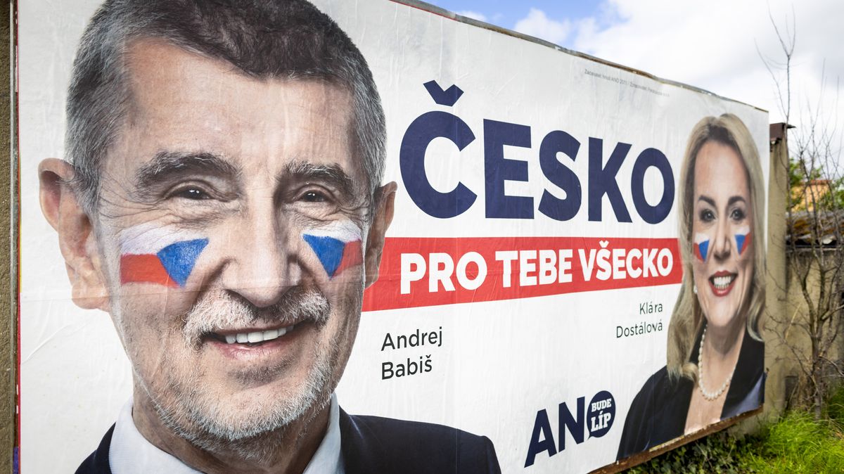 Kumulace funkcí je obří problém, hřímal Babiš. Kandiduje půlka poslanců ANO