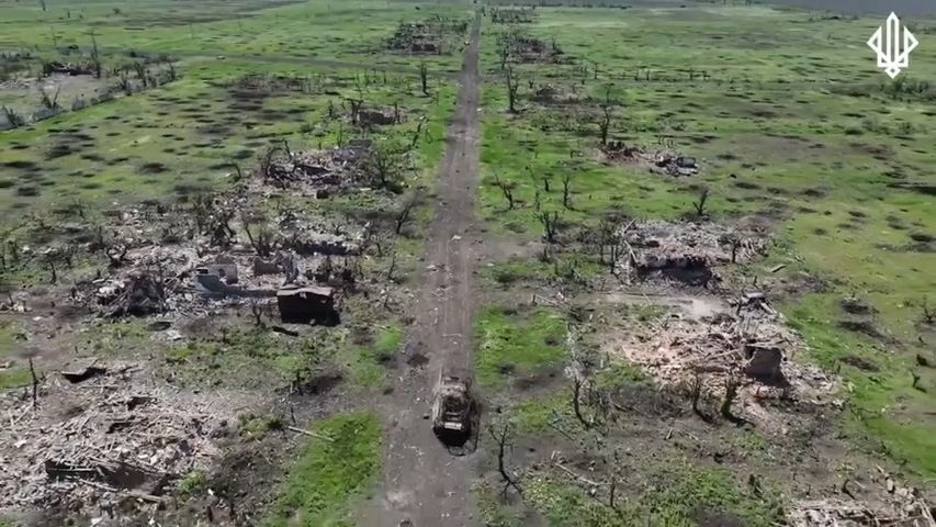 Video: Místo domů sutiny. Z největšího úspěchu ukrajinské ofenzivy nezbylo nic