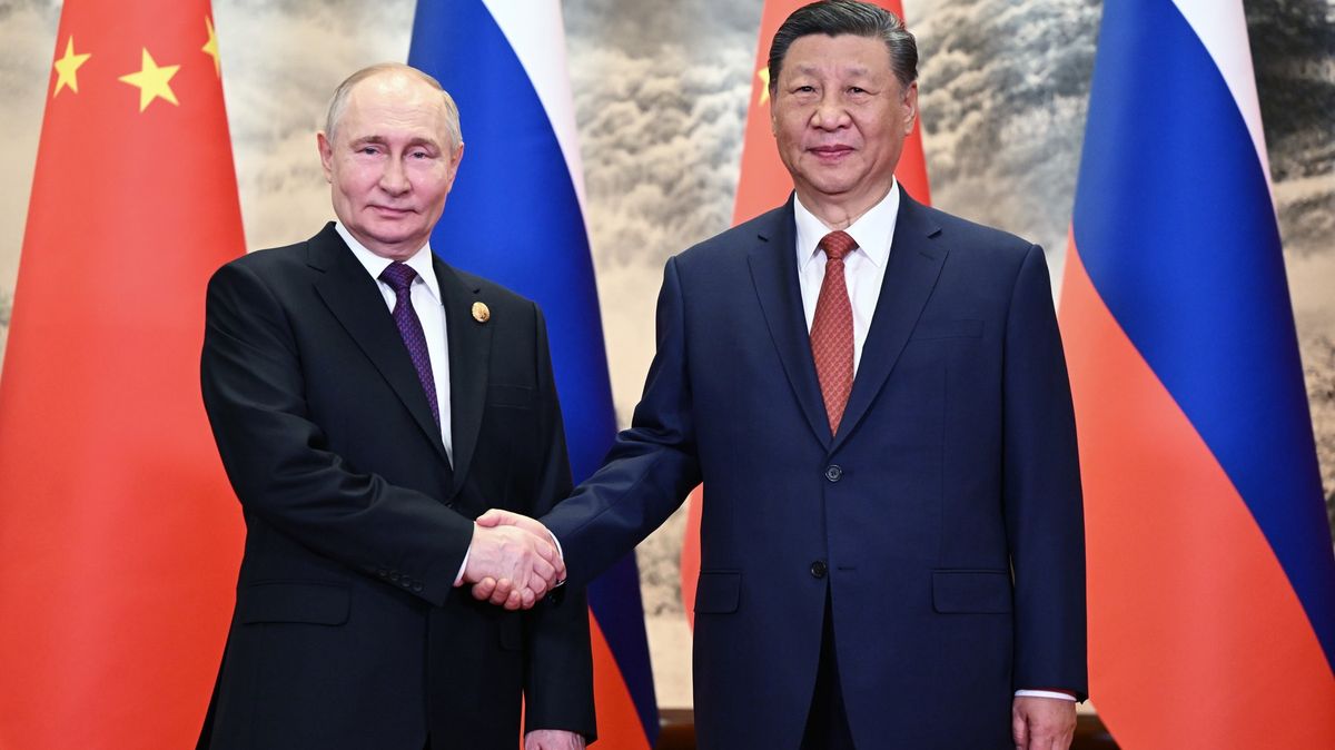 Čína a Rusko jsou připraveny posílit spolupráci, shodli se Si s Putinem