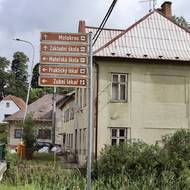V Opatově žilo před válkou téměr 2000 lidí, většinou Němců.
