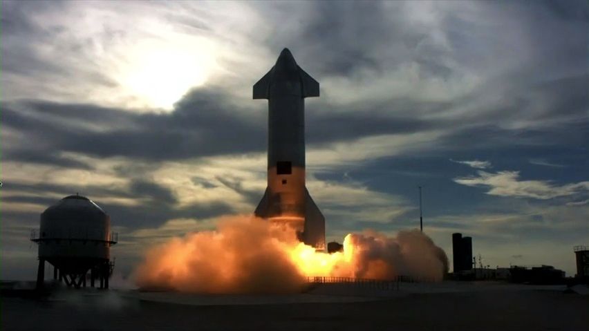 Video: Měkké přistání a výbuch. Prototyp Muskovy rakety opět explodoval