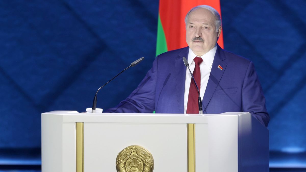 „Budeme muset krýt náš jižní bok,“ řekl Lukašenko před cvičením s Ruskem