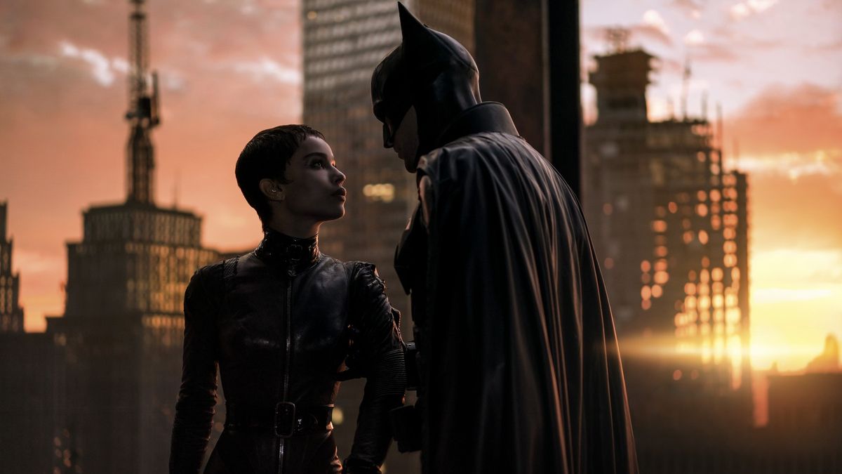 Recenze: Nový Batman sází tři hodiny na noirovou detektivku. A funguje to