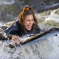 Surfařská vlna se nachází v Brandýse nad Labem přímo pod renesančním zámkem, kam jezdíval Rudolf II.