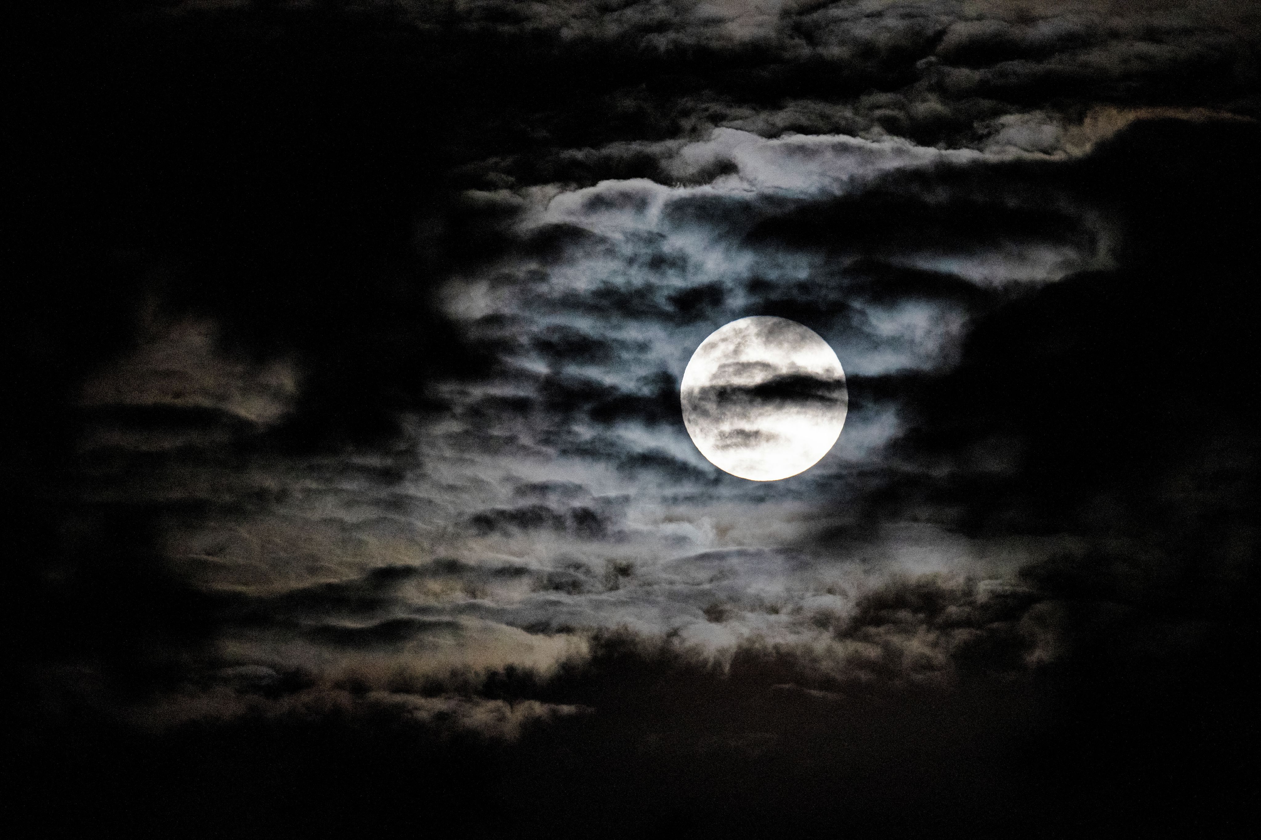 SZ / Velký úplněk - měsíc