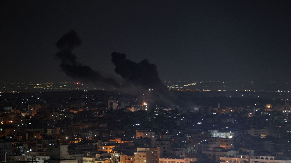 Největší úder za 17 let. Izrael poslal v odvetě rakety na Libanon