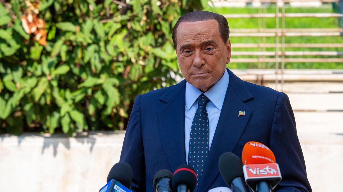 Zemřel bouřlivák Berlusconi: král politiky, médií a večírků bunga bunga