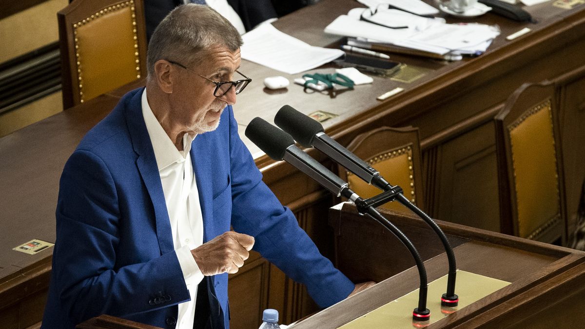 Sněmovna schválila novelu důchodového zákona, opozice hrozí Ústavním soudem