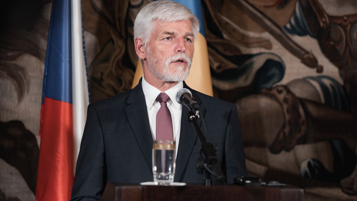 Prezident Pavel je pro elektronickou formu voleb a legalizaci marihuany