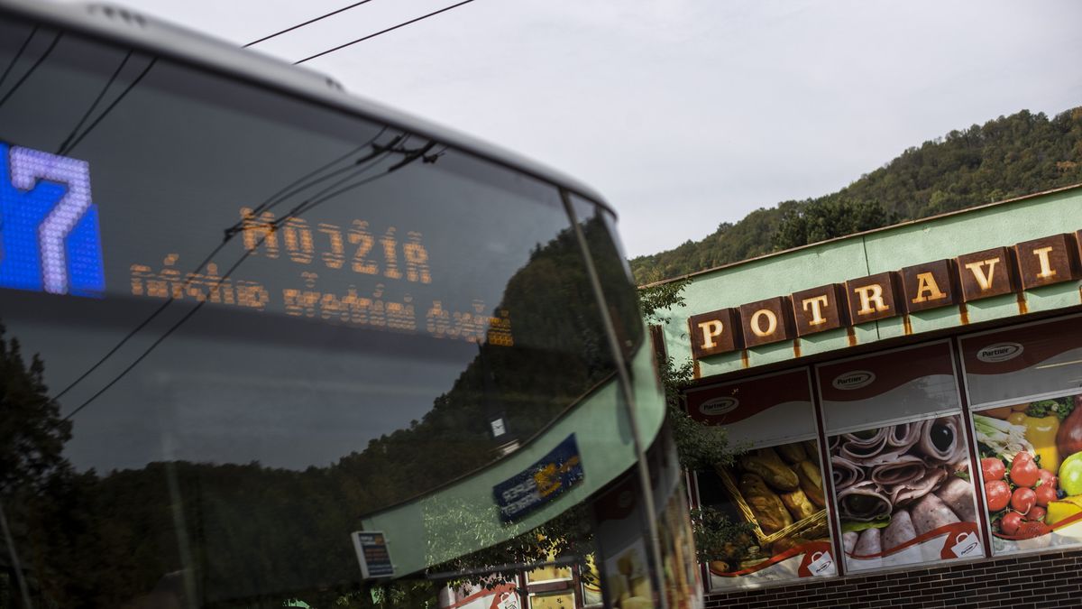 Nestřílí se zde, nafukuje se to, zní ze sídliště, kam nechtějí jezdit řidiči