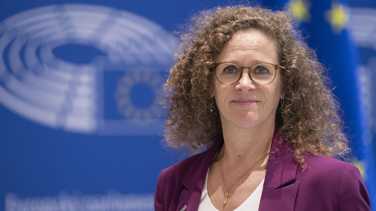 EU se musí rozhodnout: Dát Ukrajině, co potřebuje, nebo se bát Putina
