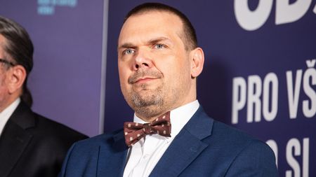 Ministr opravil přiznání. Na koupi domu našel osm milionů