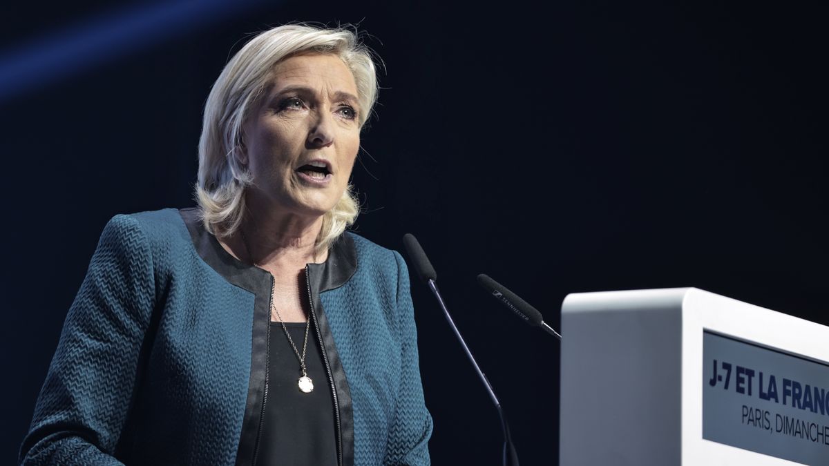 Pařížská prokuratura prověřuje financování kampaně Marine Le Penové z roku 2022
