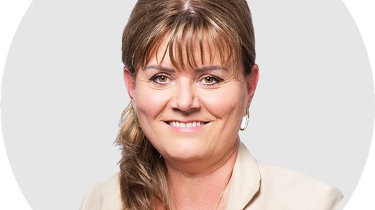 Místopředsedkyně Rajchlova PRO opustila stranu. Vadí jí spojení s Okamurou