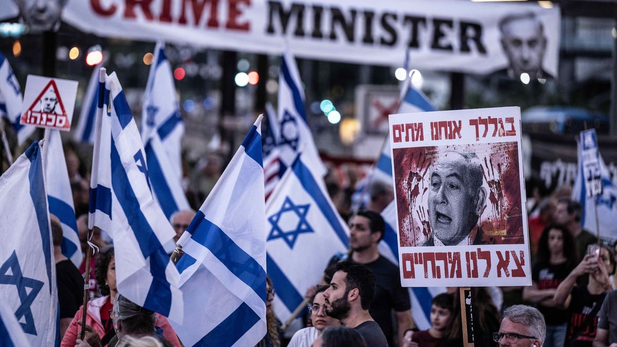 Izraelci musí získat zpět důvěru ve své vedení, říká poslanec Gancovy strany