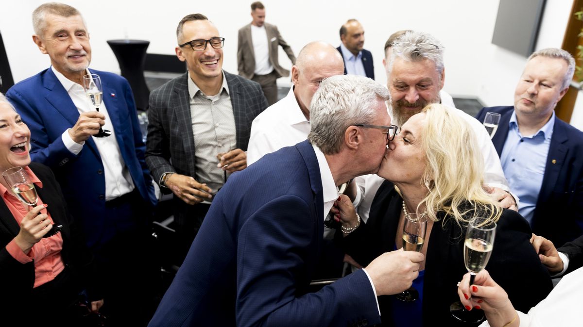 ANO plánuje zrušit post ministra. V Evropě chce vsadit na osvědčené jméno