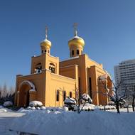 Očekává se, že dojde i na návštěvu výjimečného symbolu – jediného ortodoxního kostela v KLDR (starší fotka zveřejněná ruskou ambasádou).