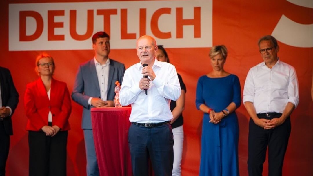 „Tsunami vzteku“. Scholzova koalice dostala sotva 13 procent