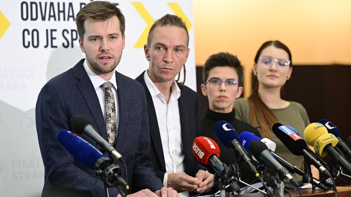 Kdo získá ministerstva po Pirátech? Hlásí se Starostové, chtějí dorovnat ODS