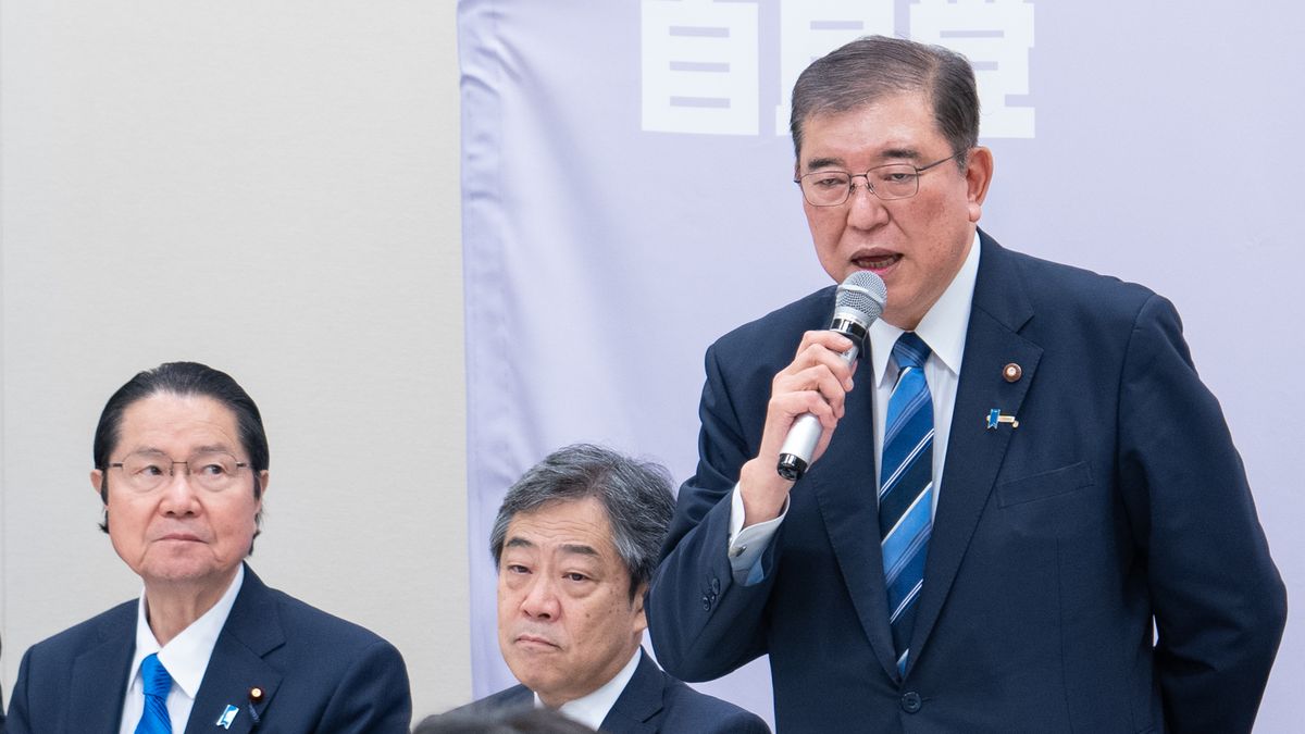 Japonská vládní koalice přišla ve volbách o parlamentní většinu