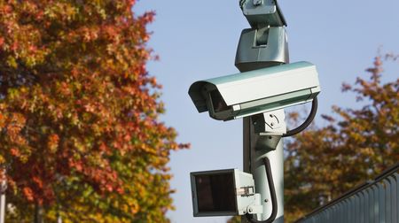 Kontrola, nebo špehování? Za kamery na pracovišti hrozí milionové pokuty