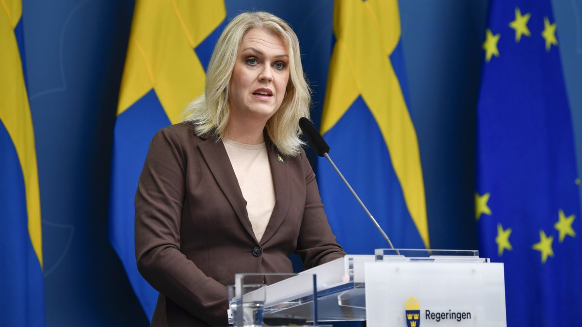 Švédsko, země s minimem restrikcí, zavádí covid pasy. Kvůli situaci v Evropě