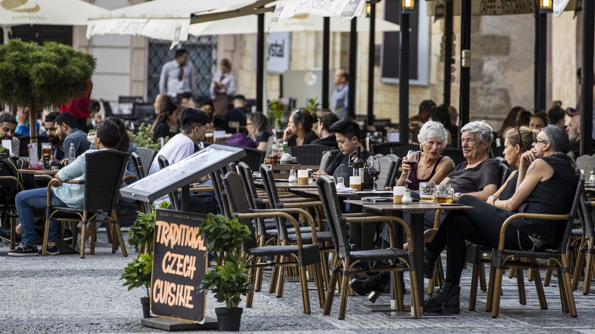 Schillerová chce nižší DPH na nápoje. Drahé a zbytečné, reagují ekonomové