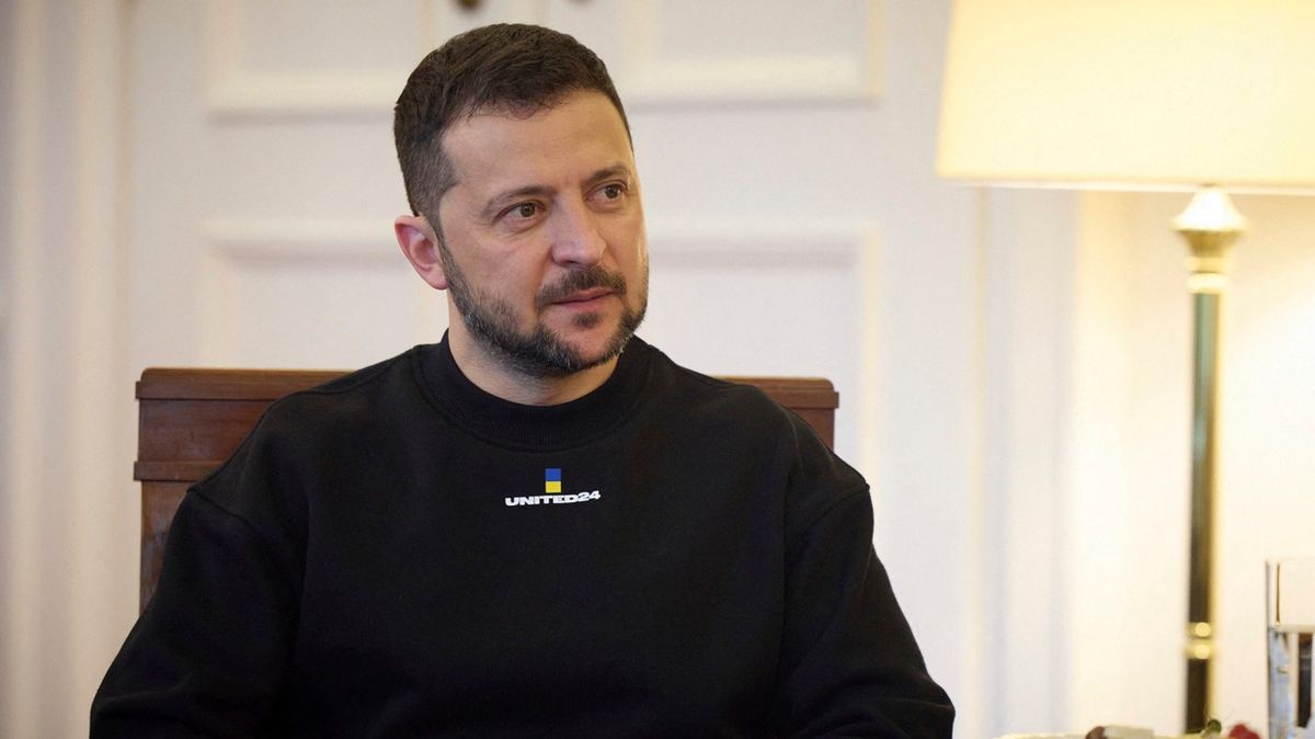Následky zničení Kachovské přehrady se ukáží za týden, míní Zelenskyj
